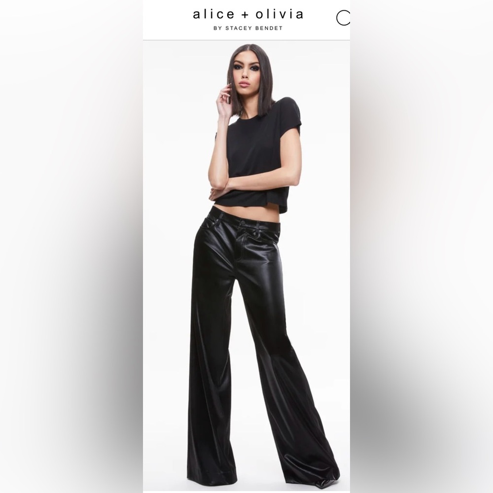 NWT $375 Alice + Olivia Trish Shiny Baggy Faux Leather Pants, Size US 4
